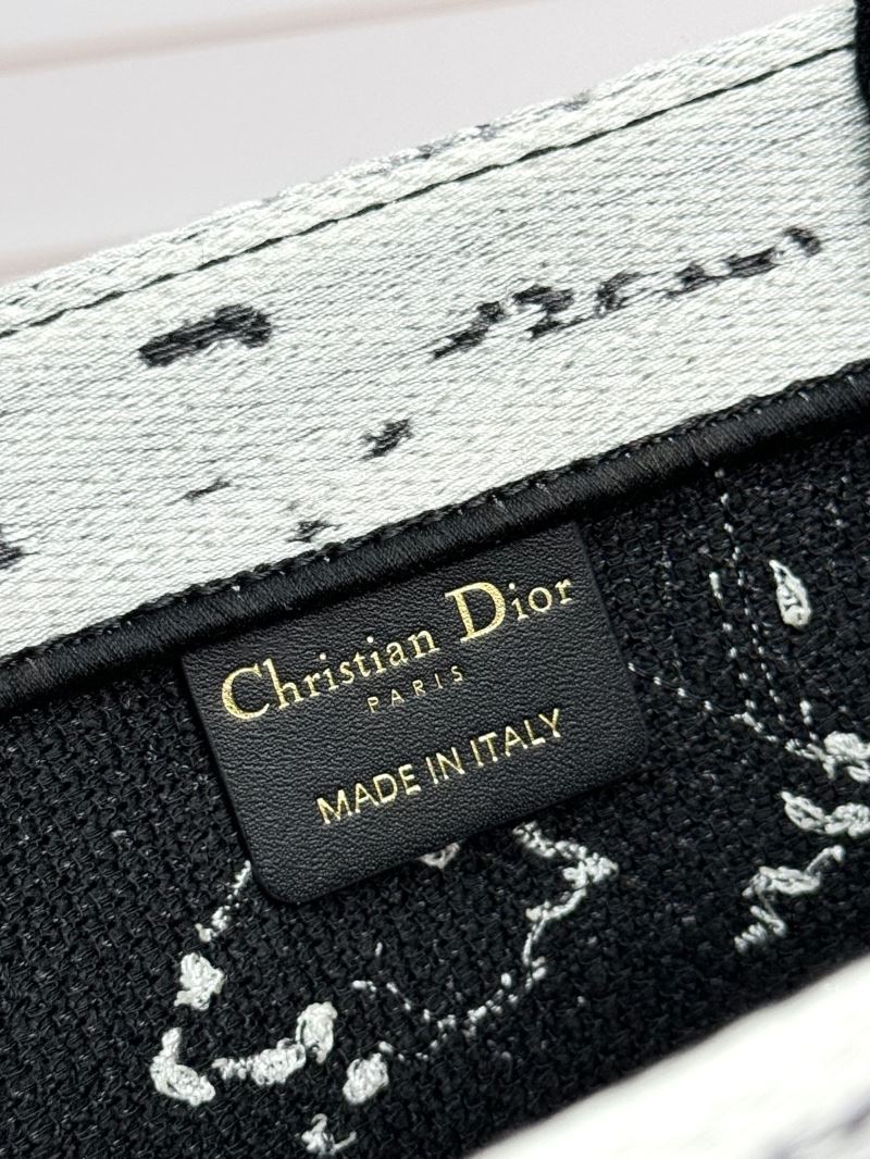 Christian Dior Shopping Bags